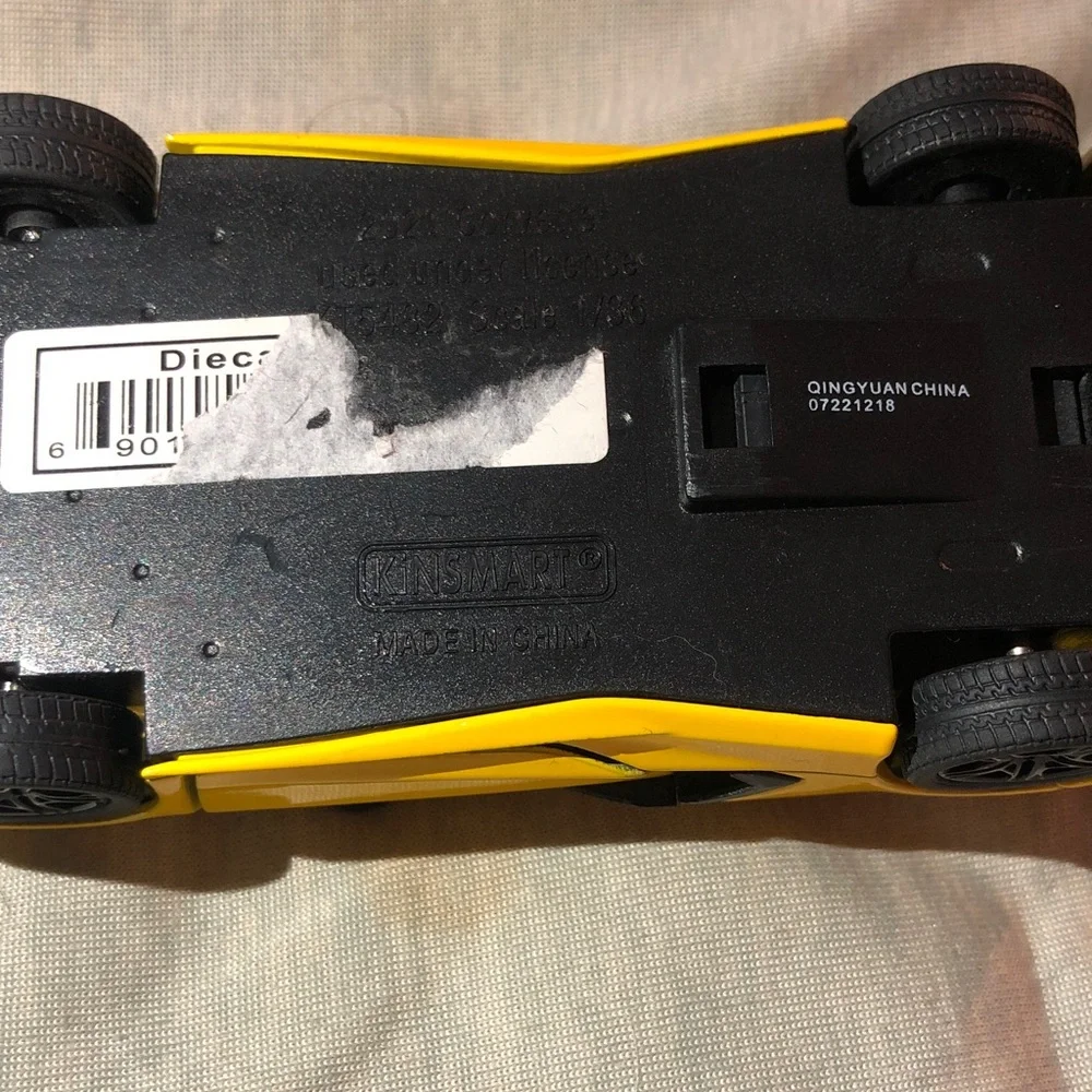2020 Pull Back Action Corvette Toy Car